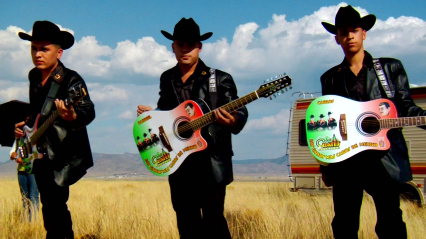 Чёрный и голубой Скриншот 5