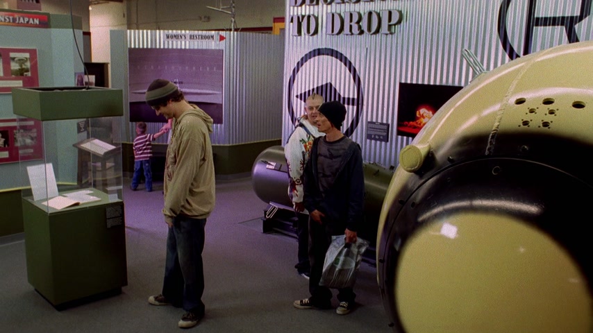 Чёрный и голубой Скриншот 21