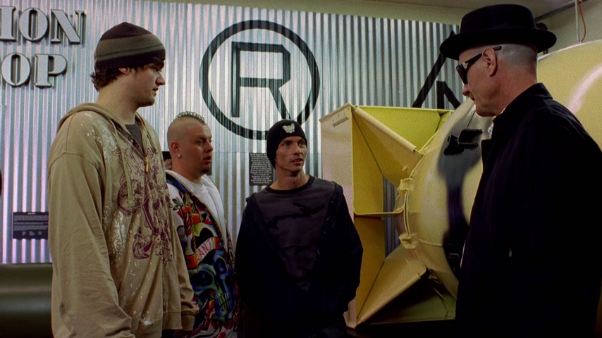 Чёрный и голубой Скриншот 22